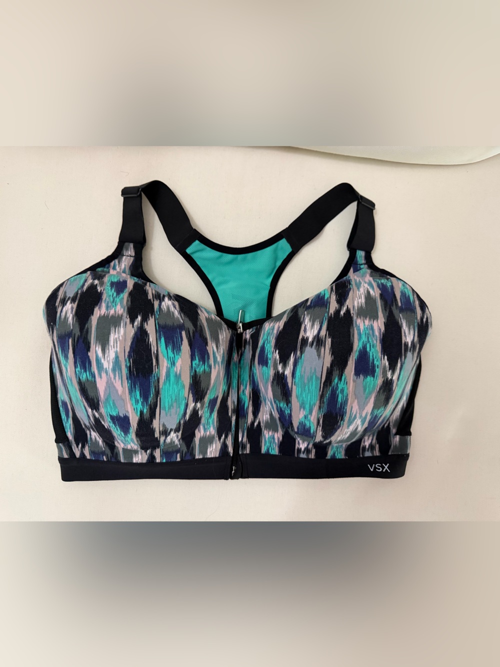 Victoria's Secret | VSX | Front-Zip Sports Bra | 38DDD